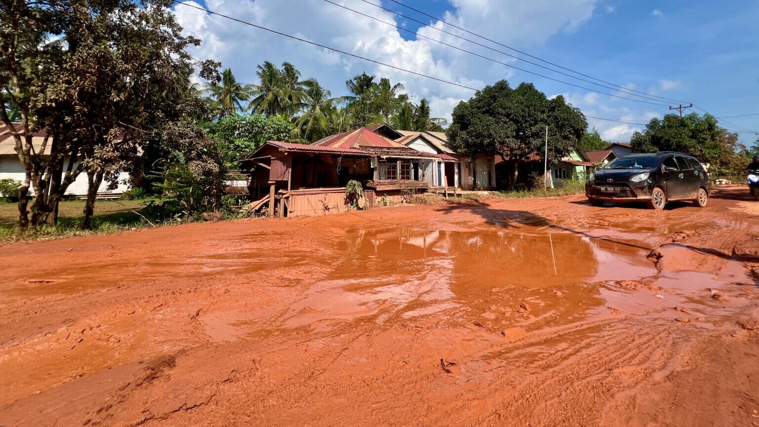 Jalur Vital Penghubung Kecamatan di Ketapang Segera Diperbaiki Pemprov Kalbar