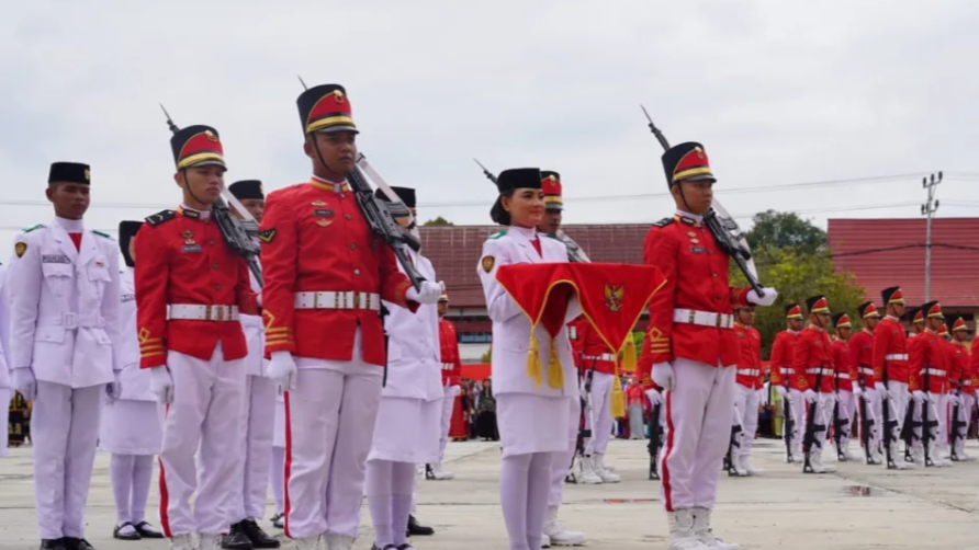 Bupati Kapuas Hulu Pimpin Upacara HUT RI ke-80 Tahun 2025