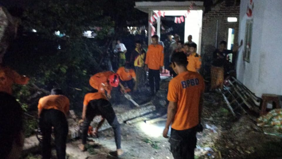Laporan BNPB: Banjir di 3 Wilayah dan Angin Kencang Terjang Banten Hingga Lampung