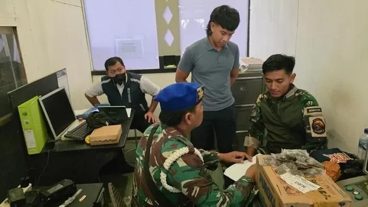 12 Paket Ganja Siap Edar Ditemukan di Terminal Kargo Bandara Sentani