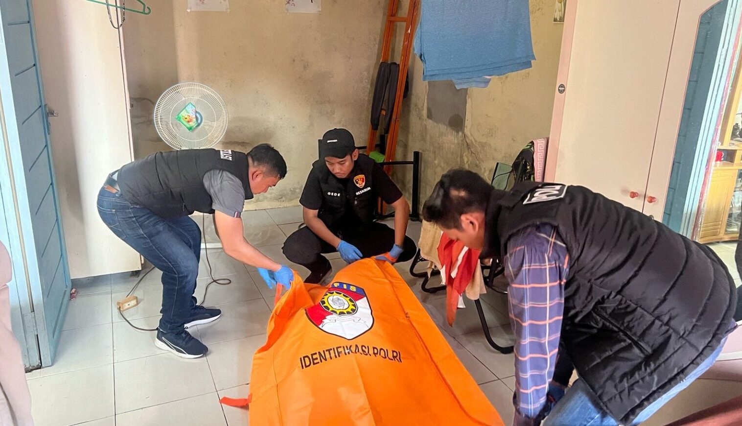 Pria 54 Tahun Ditemukan Meninggal di Rumahnya di Pontianak Utara