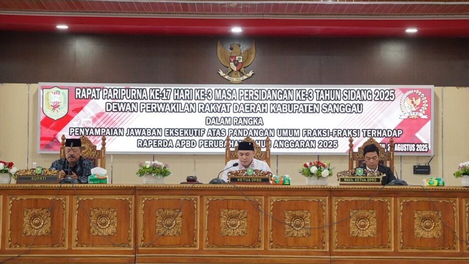 Bupati Sanggau Jawab Pandangan Fraksi DPRD Terkait Raperda Perubahan APBD 2025