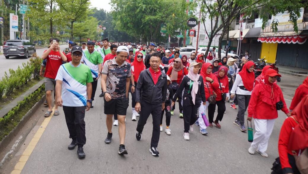 Fun Walk HUT RI dan Haornas 2025 di Pontianak Berlangsung Meriah