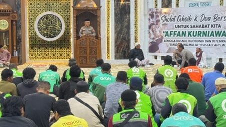 Bentuk Solidaritas, Ratusan Ojol Pontianak Gelar Doa Bersama untuk Rekan yang Wafat di Jakarta