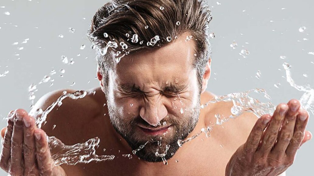 Rekomendasi 5 Facial Wash Cowok Brand Lokal Terbaik untuk Kulit Sehat