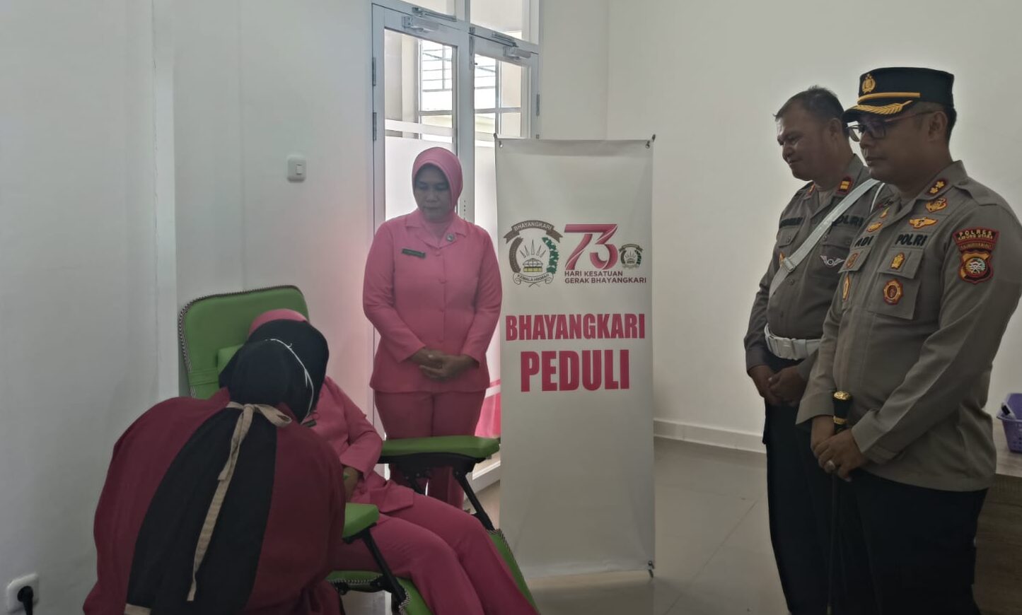 Peringati HUT ke-70, Satlantas Polres Kayong Utara Gelar Bakti Kesehatan Donor Darah