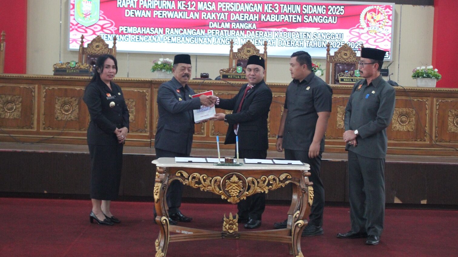 Sambut Inisiatif DPRD, Pemkab Sanggau Tanggapi Empat Raperda Tahun 2025