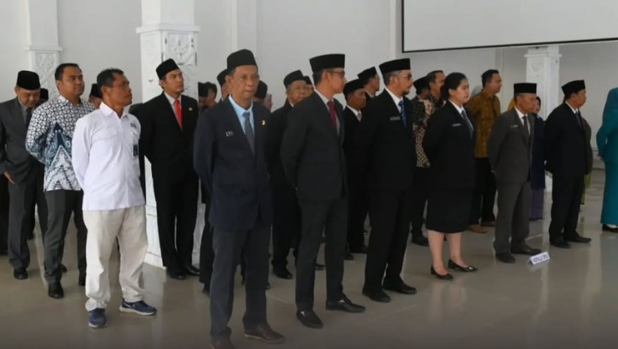 Bupati Kayong Utara Lantik 10 Pejabat, Perkuat Birokrasi Pemerintah