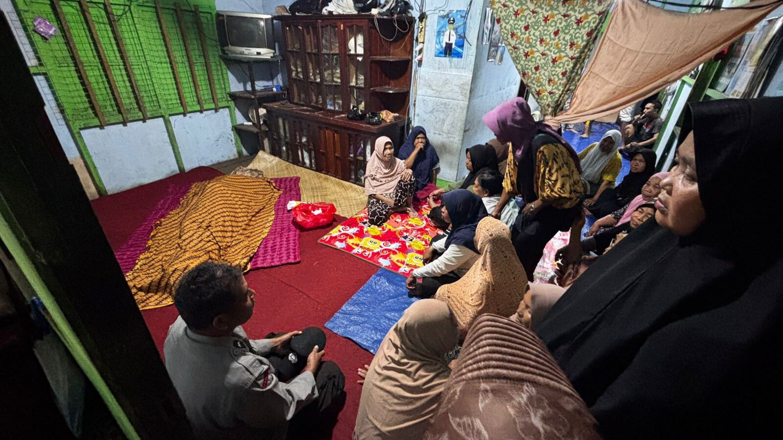 Tewas Tersambar Petir, Seorang Ibu Rumah Tangga di Kubu Raya Alami Luka di Kepala