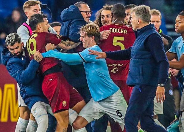 AS Roma Menang 1-0 di Derby Penuh Kartu Merah, Pellegrini Bikin Lazio Bertekuk Lutut