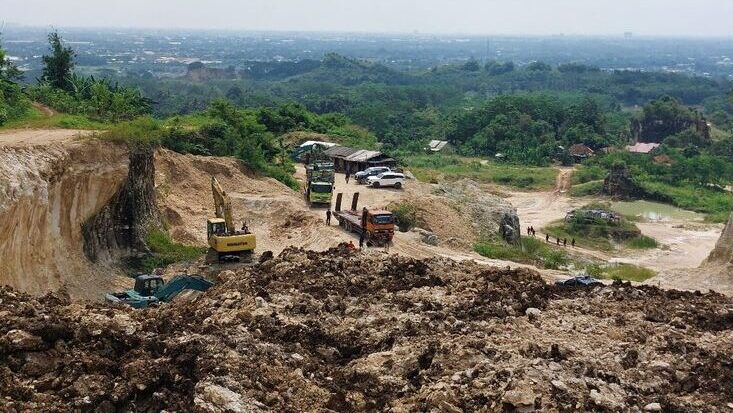 ESDM Tahan Izin Ratusan Perusahaan Tambang Karena Laporan Palsu dan Produksi Berlebih
