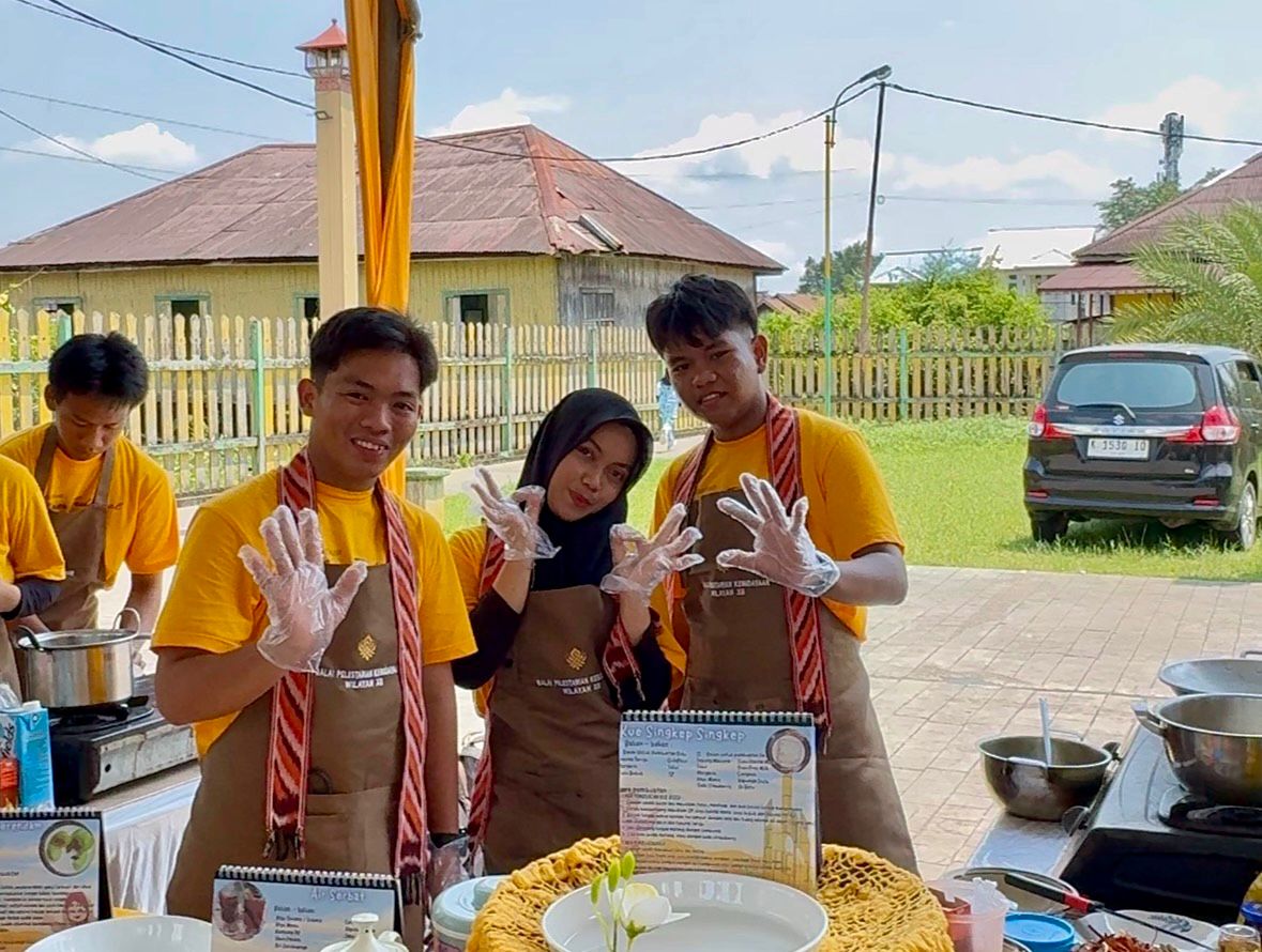 Lomba Kuliner Tradisional di Istana Kadriah: Singkep-Singkep Menjelajah Status Warisan Budaya Tak Benda