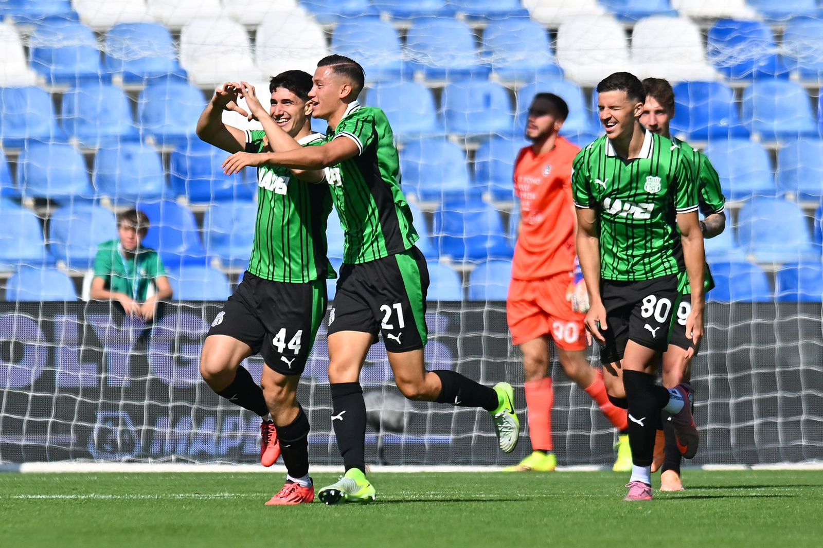 Sassuolo Kalahkan Udinese 3-1, Jay Idzes Tampil Penuh Dengan Statistik Mengesankan!