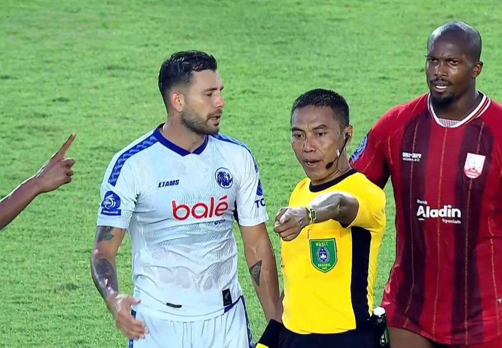 Persis Berbagi Poin dengan Arema FC, Imbang Dramatis 2-2 di Manahan