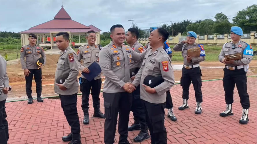Kapolres Kubu Raya Ingatkan Jajaran: Jauhi Gaya Hidup Hedonis, Jadilah Teladan