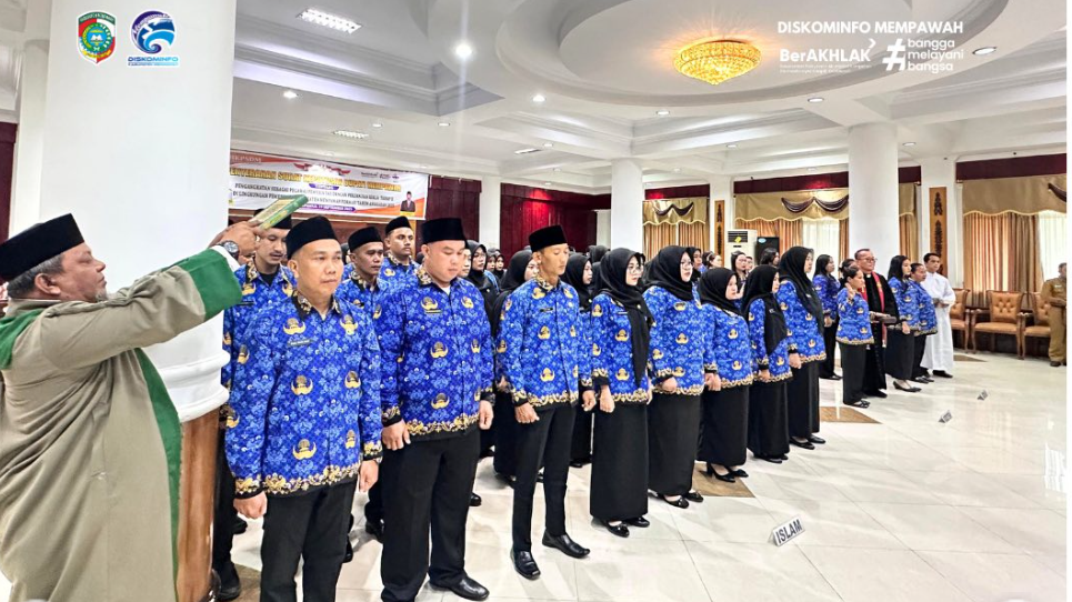 108 PPPK Mempawah Resmi Terima SK, Wabup Juli: Bekerja Tulus dan Penuh Tanggung Jawab