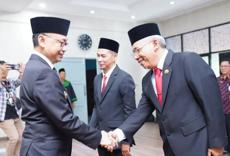 Sekda Kota Pontianak, Amirullah Resmi Dilantik Jadi Ketua Dewan Pengawas PDAM Tirta Khatulistiwa, Walikota Harap Pengawasan Profesional