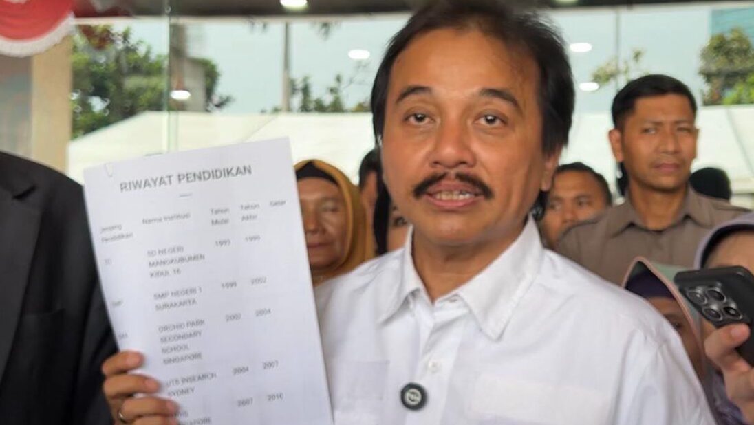 Babak Baru Kasus Ijazah Jokowi: Polisi Tetapkan 8 Tersangka, Termasuk Roy Suryo
