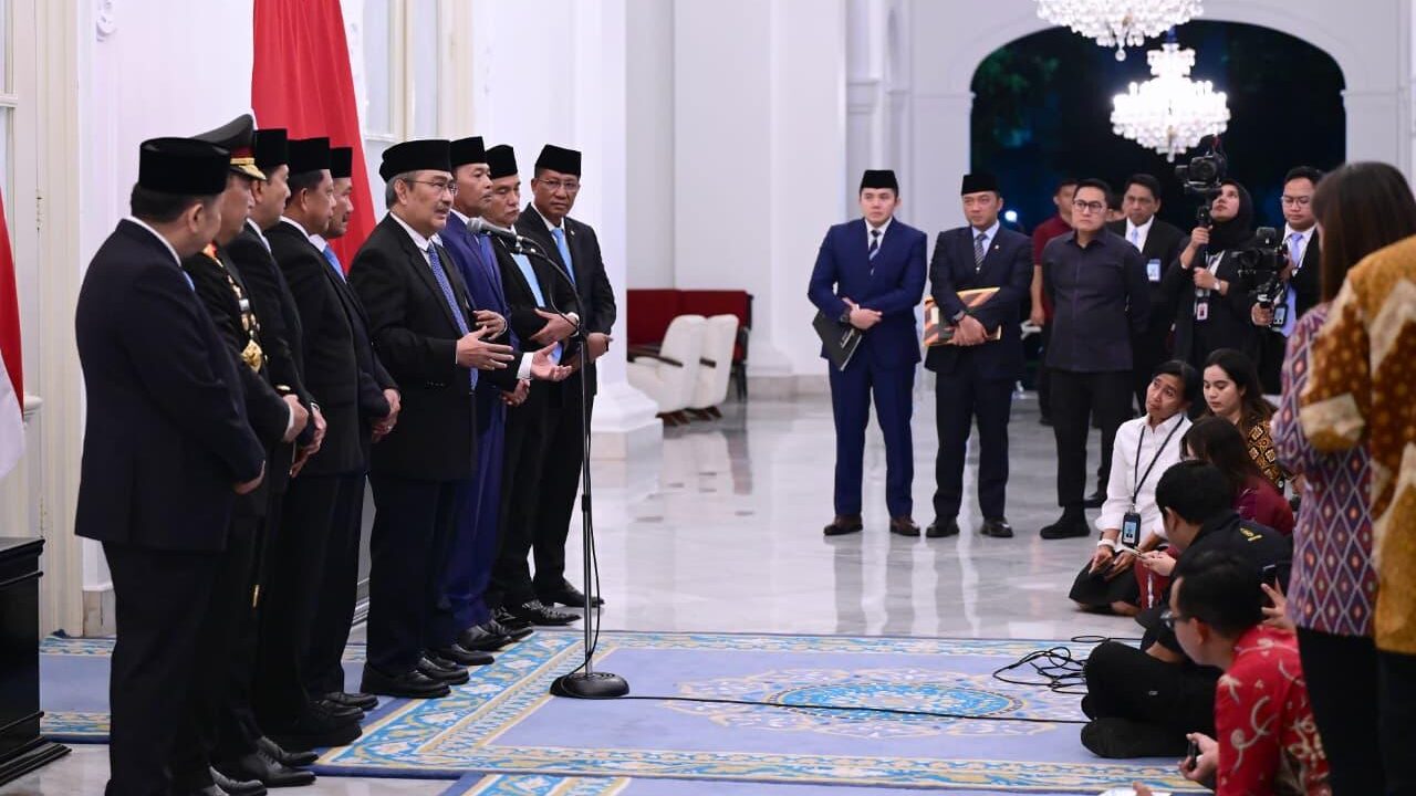 Presiden Prabowo Beri Waktu 3 Bulan Komisi Reformasi Polri untuk Laporan Awal