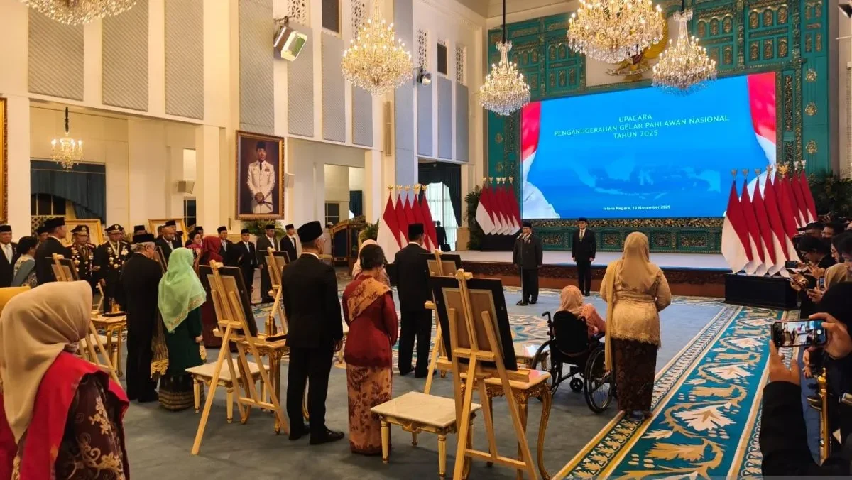 Termasuk Gus Dur, Soeharto, dan Marsinah, Ini 10 Tokoh Penerima Gelar Pahlawan Nasional 2025