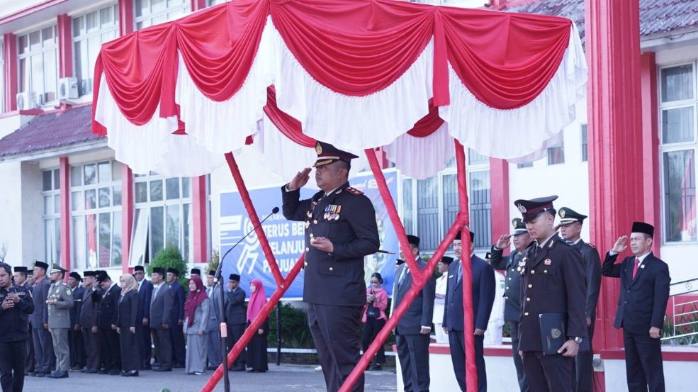 Kapolres Sambas: Perjuangan Kini Bukan Bambu Runcing, Tapi Ilmu dan Empati