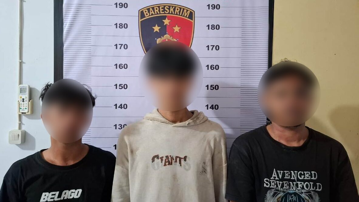 Warga Kepung Pelaku Pencurian Tabung Gas di Sanggau, Tiga Orang Ditangkap Dini Hari