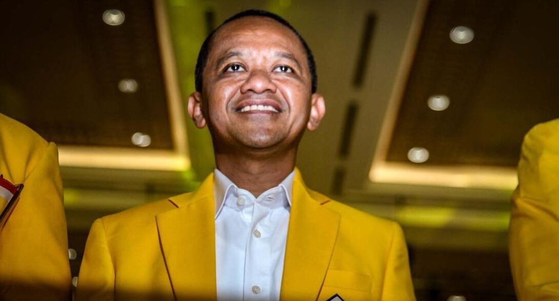 Mau Main Padel Murah di Lapangan Golkar? Bahlil: Gampang, Jadi Kader Dulu