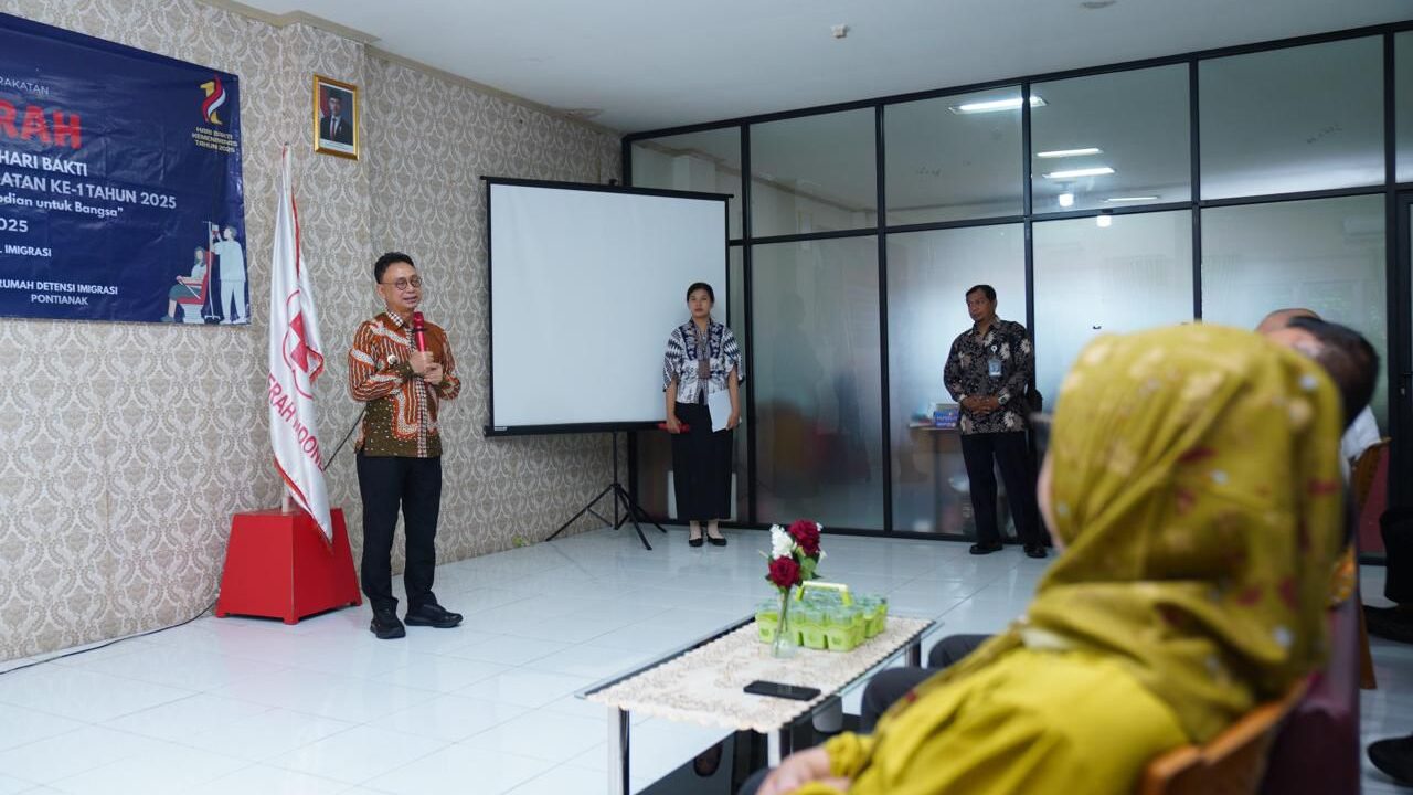 Aksi Donor Darah Tandai Peringatan Hari Bakti Kemenkeim ke-1 di Pontianak