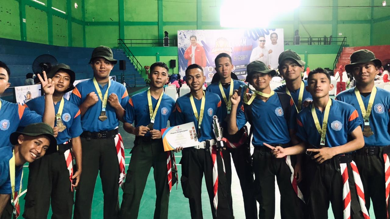 SMKN 9 Pontianak Dominasi Lomba Gerak Jalan Tarkam Kemenpora, Sabet Juara 1 dan 2