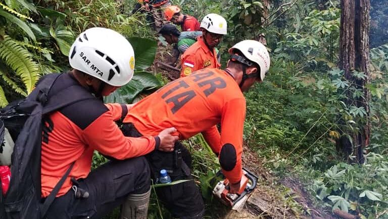 Longsor Terjang Banjarnegara, 30 Rumah Rusak Berat dan Puluhan Warga Tertimbun