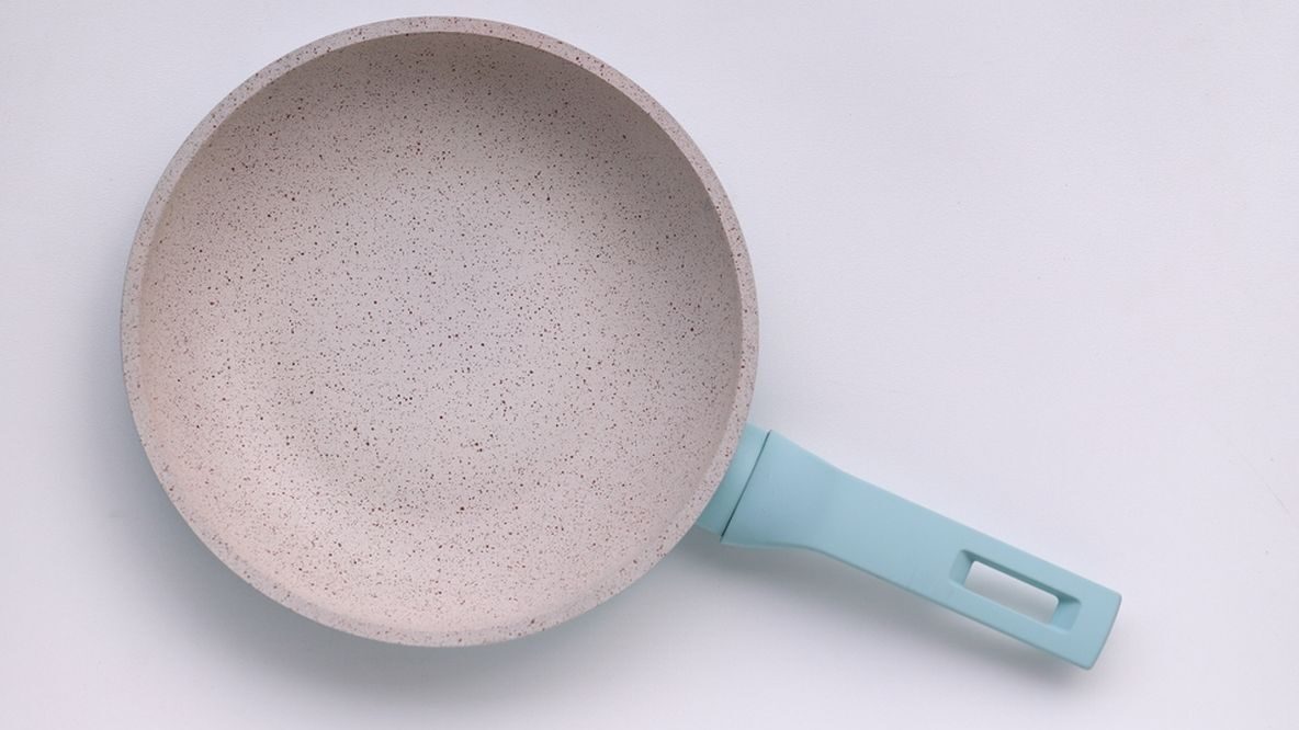 Dapur Sehat Bebas Plastik: 7 Sumber Mikroplastik Tersembunyi yang Perlu Anda Waspadai