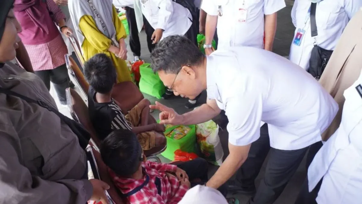 Wali Kota Pontianak Salurkan Bantuan Kemensos, 151 Penyandang Disabilitas Terima Paket Nutrisi