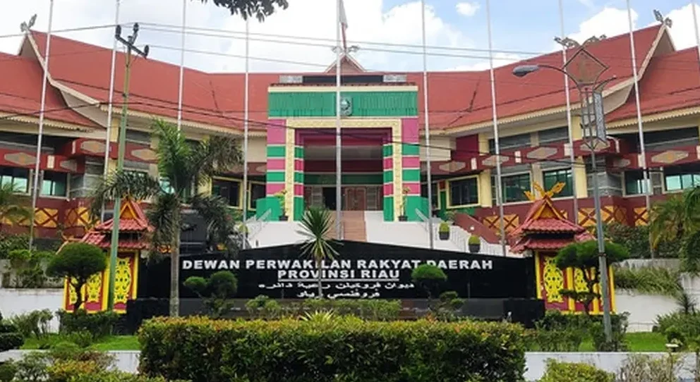 Defisit Luar Biasa! Pokir Anggota DPRD Riau Tahun 2025 Terancam Tak Terealisasi Total