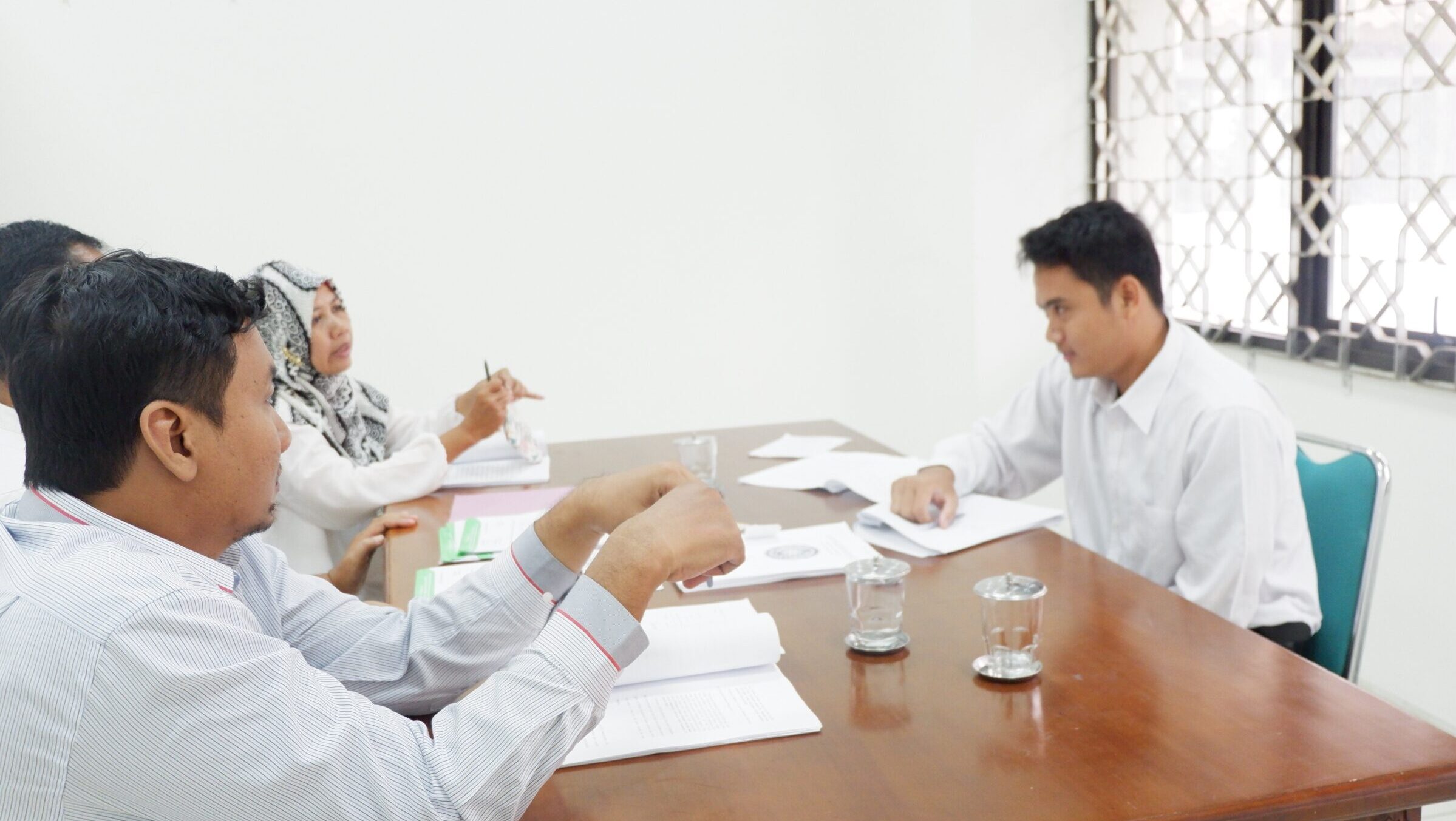 Bye-Bye Tegang! Ini 4 Cara Asik Apresiasi Diri Usai Sidang Skripsi