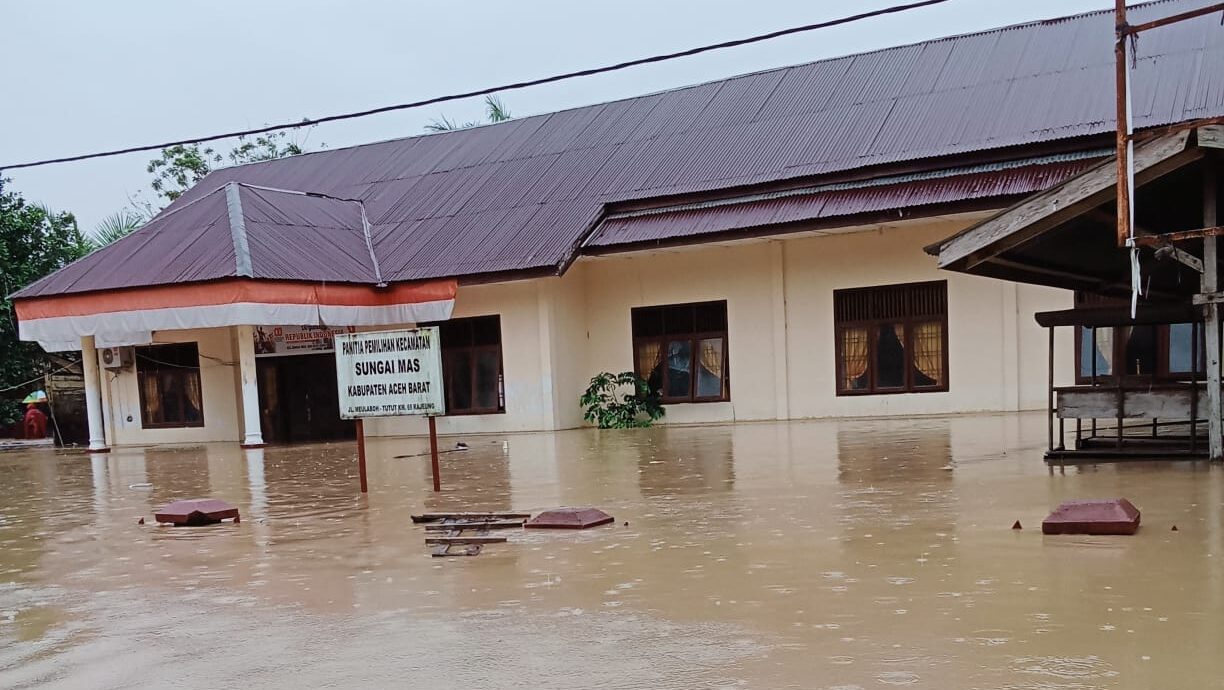 Banjir dan Longsor Kepung Aceh hingga Sumut, Belasan Warga Meninggal