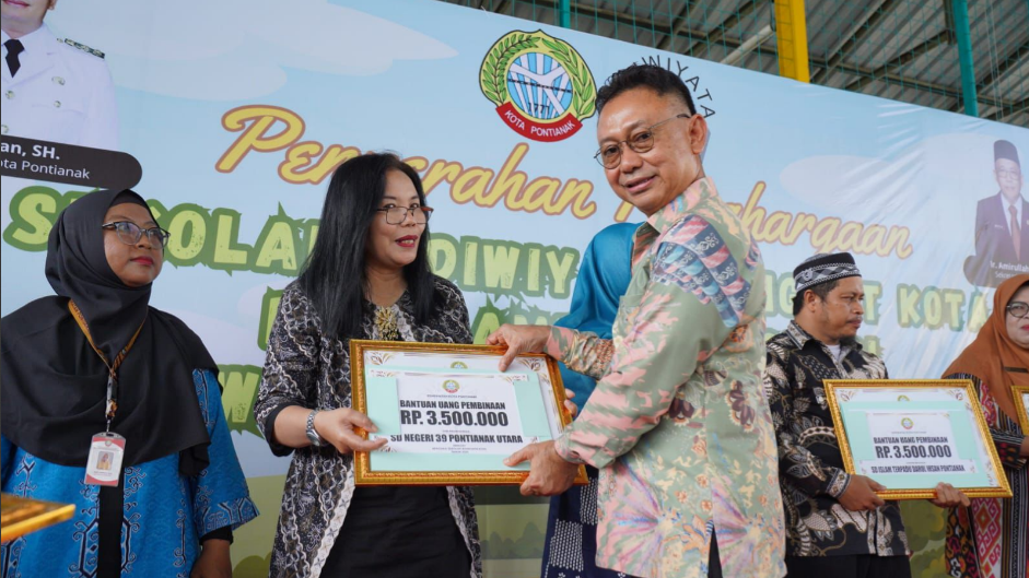 Bukan Sekadar Lomba, Edi Kamtono Ingin Adiwiyata Jadi Budaya Sekolah di Pontianak