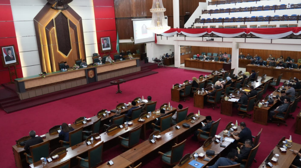 Transfer Pusat Turun Rp 522 Miliar, APBD Kalbar 2026 Tetap Disahkan