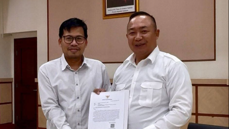 Oleh-oleh Alexander Wilyo dari Jakarta: 47 Desa 'Gelap' di Ketapang Resmi Masuk Roadmap Listrik Nasional