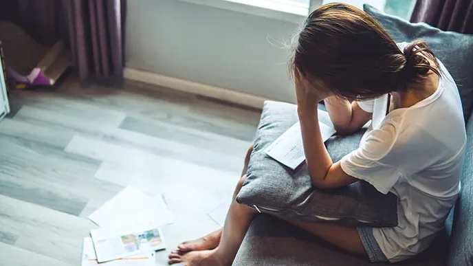 Merasa Tersesat di Usia 20-an? Kenali 6 Tanda Kamu Sedang Mengalami Quarter Life Crisis