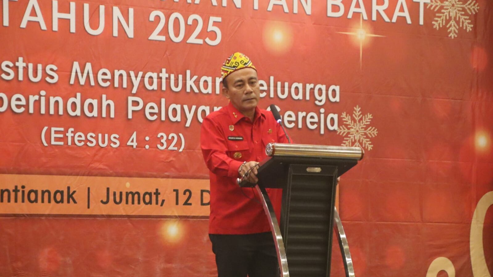 Hadiri Malam Pujian dan Penyembahan LPPD Kalbar, Wagub Krisantus Ajak Umat Jaga Kejujuran dan Persatuan