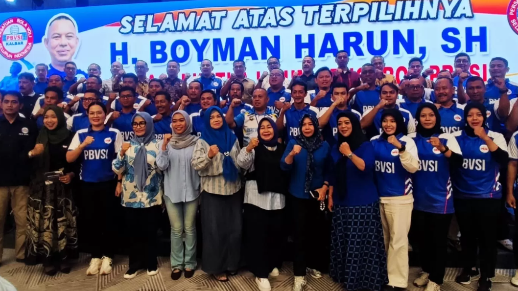 Nahkodai PBVSI Kalbar, Boyman Harun Bidik Prestasi Voli di Kancah Nasional
