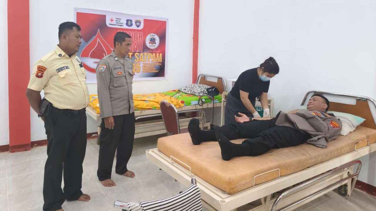 Peringati HUT Satpam ke-45, Polres Sanggau dan PMI Gelar Aksi Donor Darah