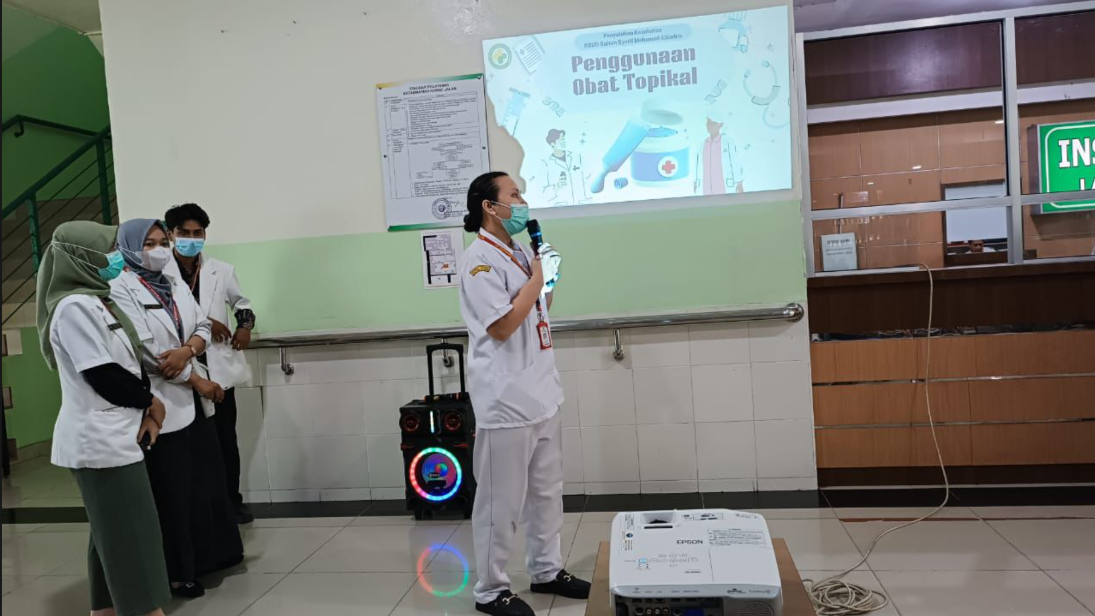 Jangan Asal Oles, RSUD SSMA Pontianak Edukasi Warga Cara Tepat Gunakan Obat Topikal