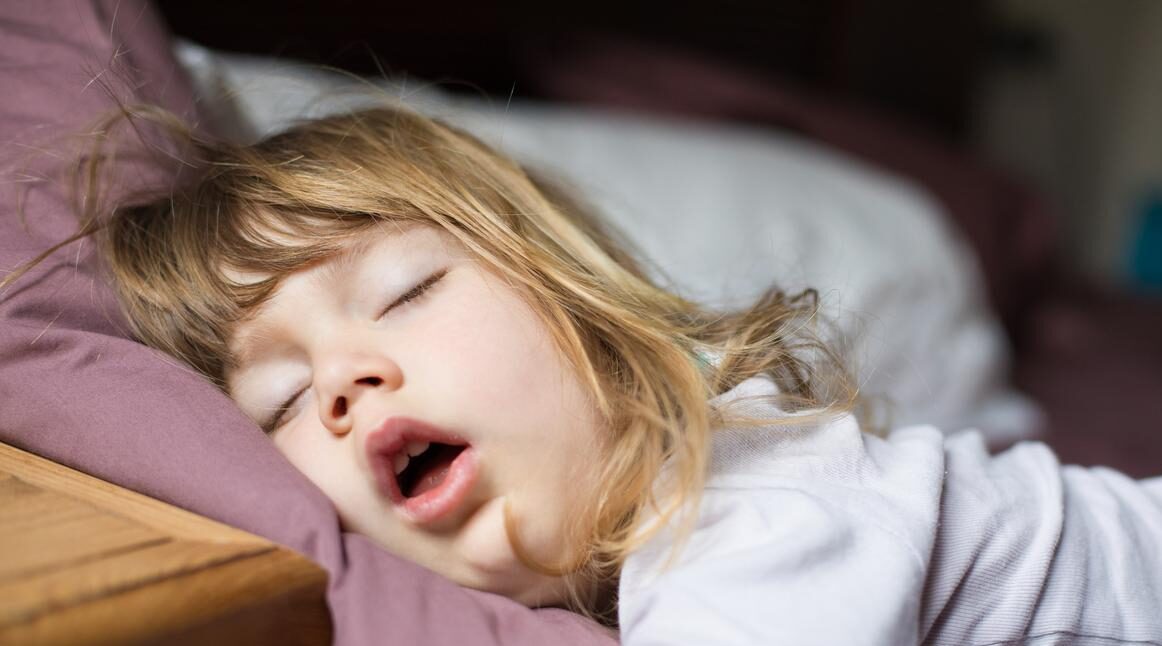 Sering Ngiler Saat Tidur? Ini Alasan Medis dan Tanda Tubuh yang Perlu Diwaspadai