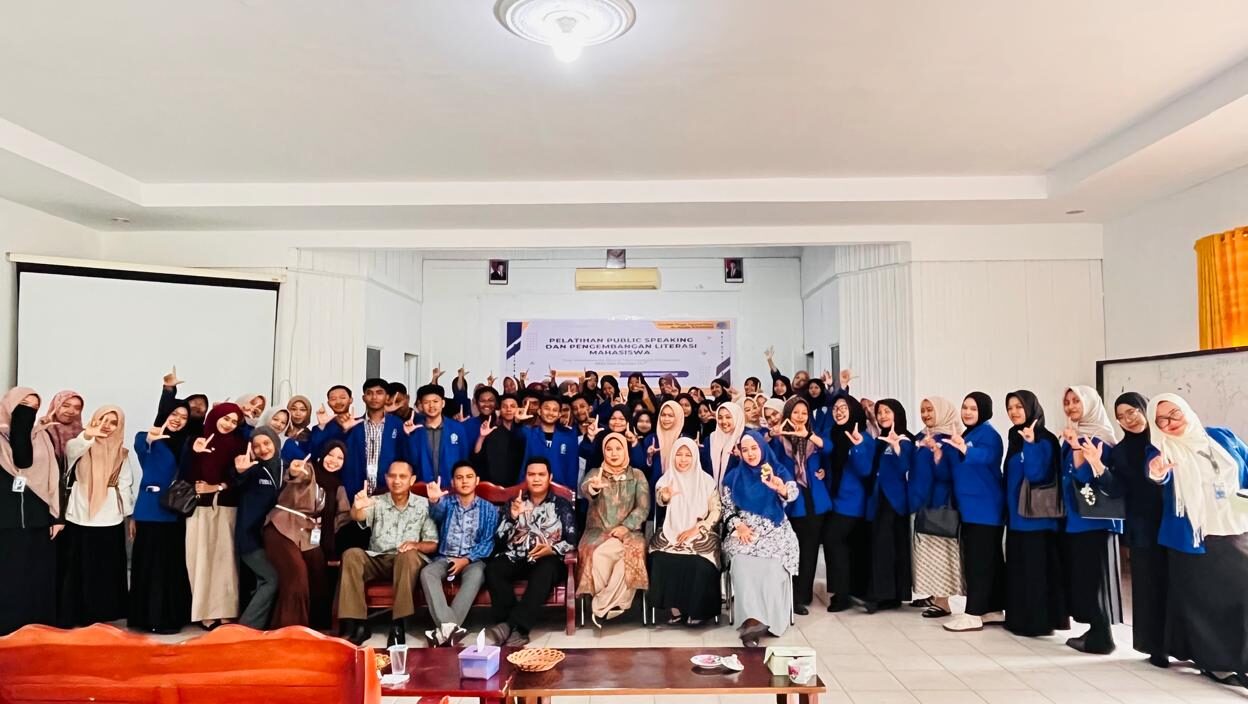 Tingkatkan Mutu Akademik, STAI Al-Haudl Ketapang Gelar Pelatihan Literasi dan Public Speaking