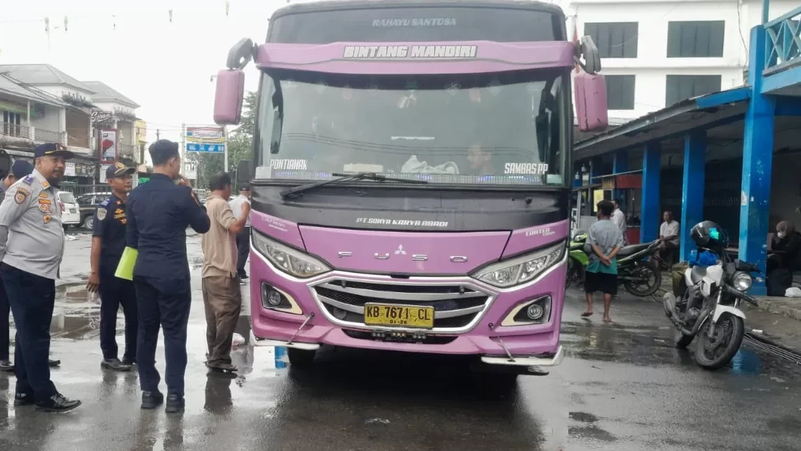 Jamin Keselamatan Penumpang, Dishub Sambas Gencarkan Pemeriksaan Kendaraan Umum Jelang Nataru