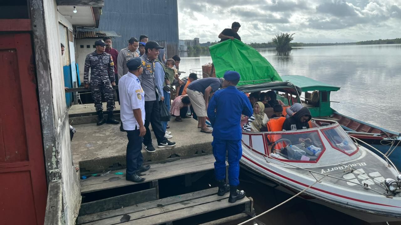 Petugas Pospam Kawal Keberangkatan Speedboat Teluk Melano–Rasau Jaya