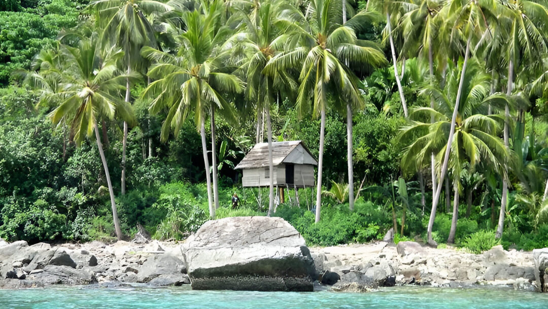 Wisata Kayong Utara: Pesona Pulau Datok dan Karimata
