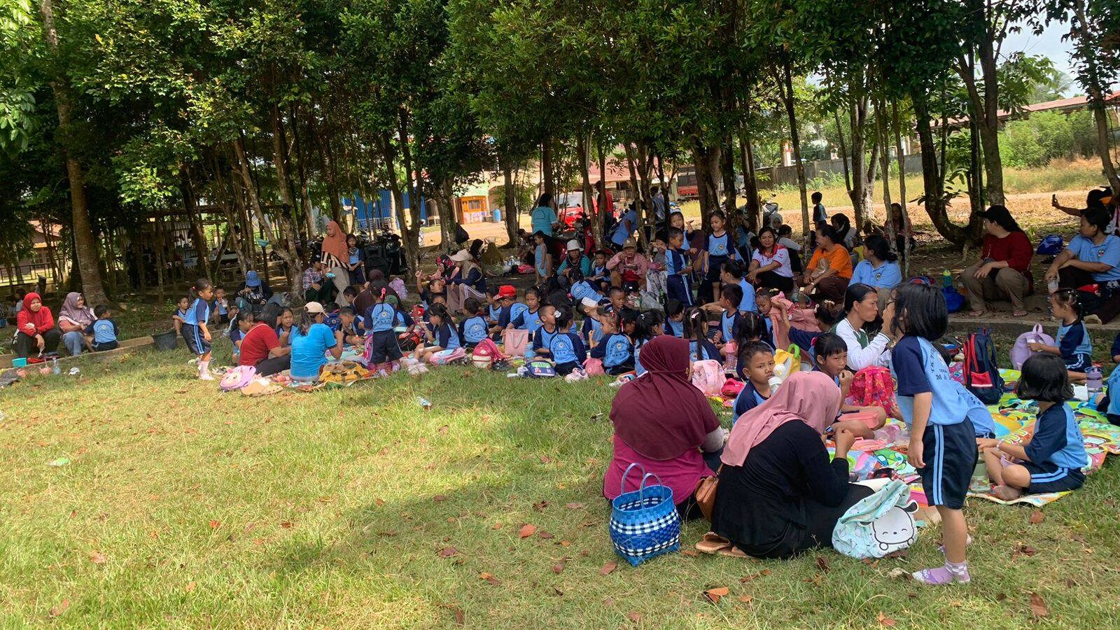 Belajar Sambil Bermain, TK Tunas Harapan Gelar Rekreasi Edukatif di Taman Kota Marau