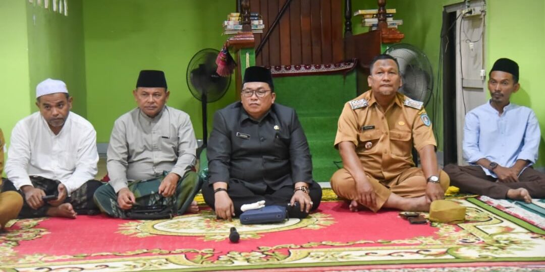 Pererat Silaturahmi, Wakil Bupati Sukiryanto Hadiri Safari Ramadan di Batu Ampar